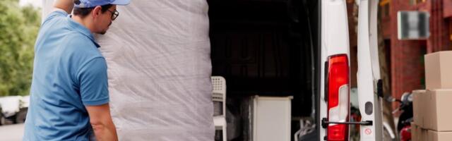 HEA TEADA | Üürivõla klaarimiseks saab üürniku asjad müüki panna