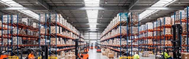 Kas teadsite, et tõstukid ja laadurid vajavad liikluskindlustust ka kinnisel territooriumil