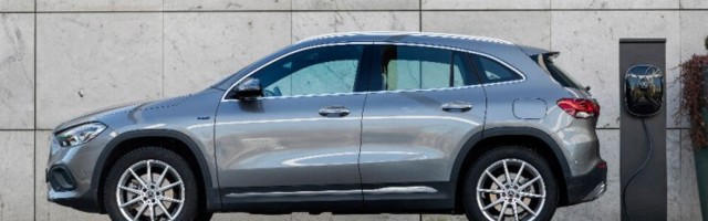 VIDEO | Proovisõit: GLA 200 – Mercedes-Benzi väikseim linnadžiibiline kasvab aina suuremaks!