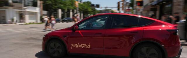 Elon Muski varandus suurenes 19 miljardi dollari võrra, kui Tesla tõi tänavatele esimesed robotaksod  