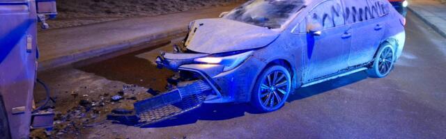 Vaata ja mõtle: Mis võis põhjustada pildil oleva liiklusõnnetuse?