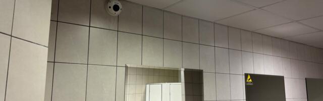 Vabaduse väljaku tunneli tualeti külastajatel hoiab juba aastaid silma peal valvekaamera