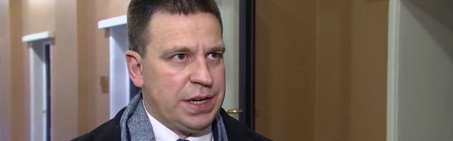 KLÕPS: JÜRI RATAS käis abikaasaga maiseid mõnusid nautimas