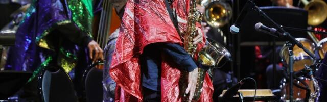 100aastane saksofonist tegi esimese sooloplaadi: „Uskumatult kõva!“