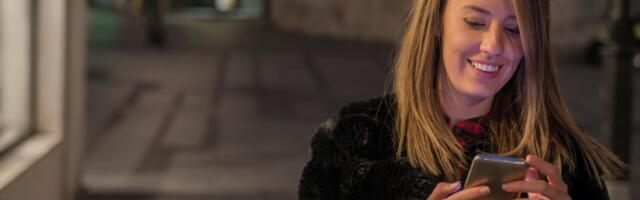 3 märki emotsionaalsest truudusetusest, mis võivad alata süütute sõnadega ja lõppeda sügavate tunnetega