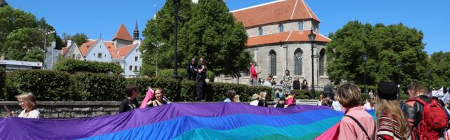 Freedom House: homoabielu tegi Eestist vabama riigi