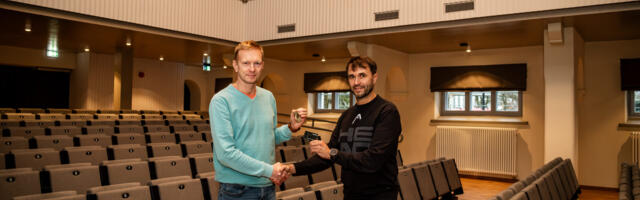 Ehitajad andsid Rakvere linnale üle muusikamaja võtmed