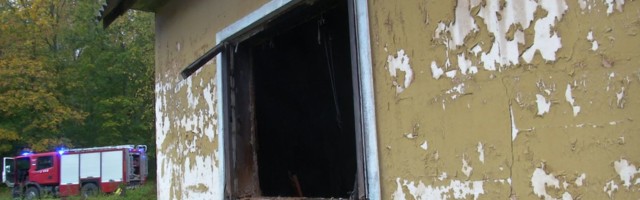 Reporter: Tartu külje all Luunjas hukkus elumaja põlengus 66 aastane mees
