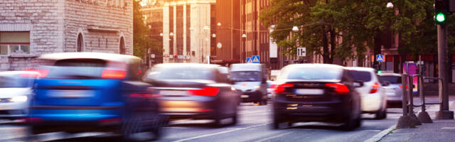 Liivalaia tänava roheline laine tõi autojuhtidele keskmiselt 7-minutilise ajavõidu