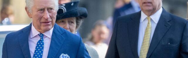 VIDEO | „Kas oled palunud politseil Andrew’ tegusid varjata?“ Kuningas Charles ignoreeris kohtumisel teravaid küsimusi