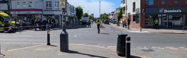 Londonis pussitas ründaja kaht juudi meest