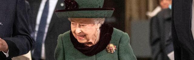 Elizabeth II juubeliks antakse välja tema välimusega Barbie nukk