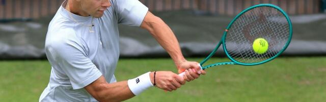 Mark Lajal alustas USA-s raske võiduga