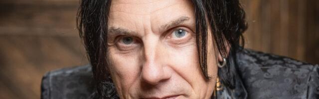 KROONIKA ARHIIVIST | Hendrik Sal-Saller Smilersist_ inimesed tunnevad meie kraami ning ühe muusiku ja bändi jaoks on see ilgelt lahe asi