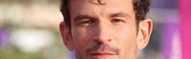 SLAVNI GLUMAC SE SPREMA ZA EUTANAZIJU! Nakon operacije svi sistemi počeli da mu otkazuju! (FOTO)