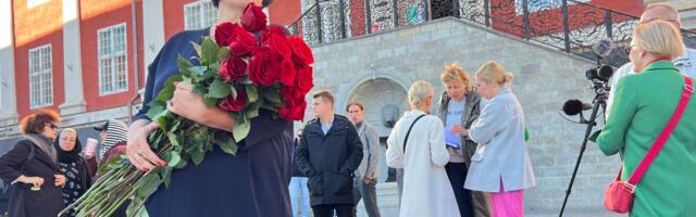 PILDIGALERII ⟩ Narva volikogu tagandas Katri Raigi linnapea ametist
