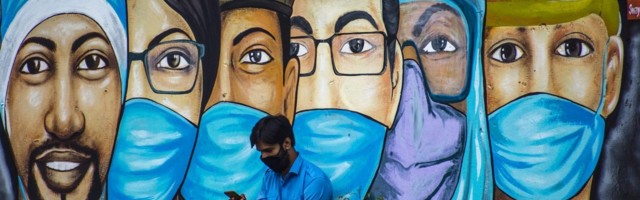 Noorte indialaste punt julgustas iseseisvuspäeva puhul maske boikoteerima ja orjusest loobuma