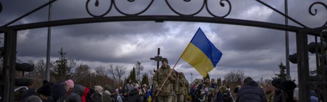 Kas sõjaluule saab tõesti olla ilus? „Ukrainlaste väärikus on väga ilus, vaatamata jubedusele“