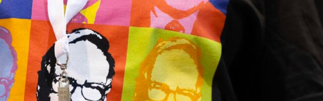 Buffett taandub Berkshire Hathawayst. Investor: ka pärast Steve Jobsi jäi Apple ikka pildile