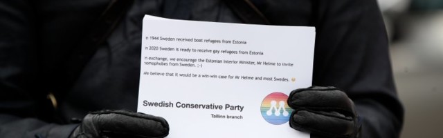 FOTOD | Rootsi Mõõdukate partei siinne üksus avaldas Helme geivaenu tõttu meelt