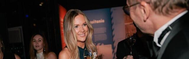 UUS ARMASTUS? Lauren Villmann käis salapärase härraga romantilisel reisil