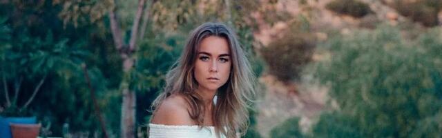 Grammyle nomineeritud basskitarrist Mai Leisz sünnitas USA-s tütre. Laps sai nime saarlanna vanaema järgi