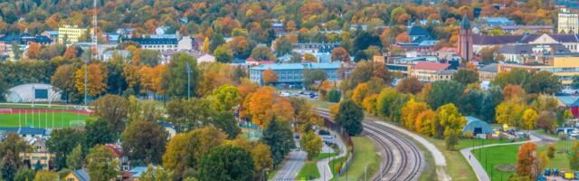 Väike-Kaare ja Aianduse tänavate raudteeületuskohad Tartus saavad kergliiklustunnelid