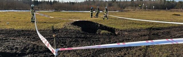 Galerii | Jõhvi – Tartu maantee lähedal varises sisse kaevanduskäik