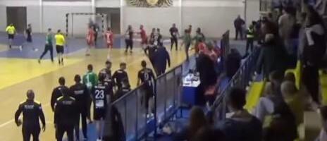 Haos u Crnoj Gori: Tuča igrača na terenu - scene koje su sve zaprepastile (GALERIJA)