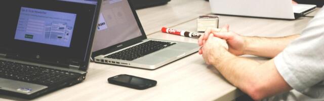 Murepilved Eesti IT-firmade kohal: ettevaatlikud kliendid ja palgasurve töötajailt