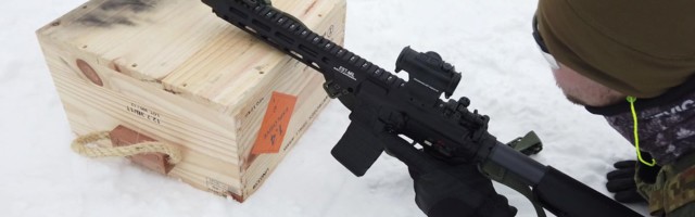 Reporter: Reservväelased õppisid uusi automaate tundma