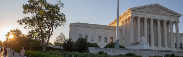 USA ülemkohus tühistas California osariigi jumalateenistuste keelu