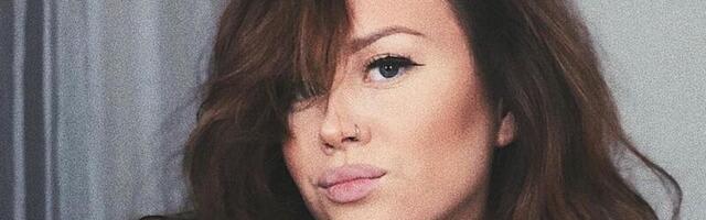 JAHMATAV KAADER: ELINA BORN näitas kui uhke rinnapartiiga loodus teda õnnistanud on