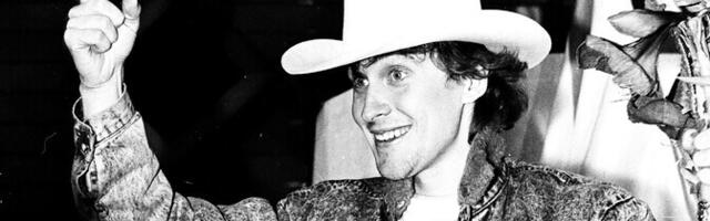 Spordimuuseumi kogud. Allar Levandi võistlusnumber 13