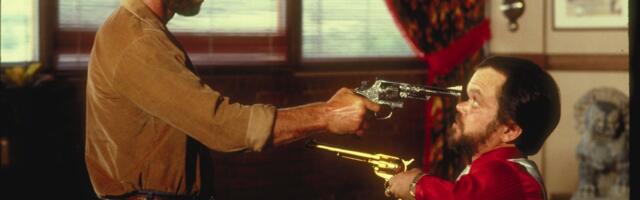 HÕFF toob Haapsallu eestikeelse Chuck Norrise ja „Seksmissiooni”