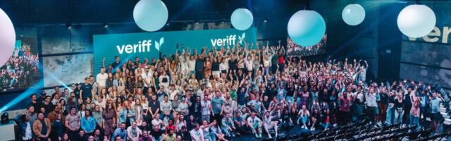 Veriff lansseeris Tallinnas kogu ettevõtte suvepäevadel uue brändiidentiteedi