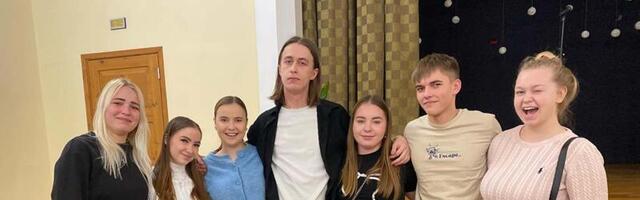 Keh­ra güm­naa­siu­mi kar­jää­ri­päe­val osa­le­sid Ani­ja ja Raa­si­ku val­last 170 õpi­last