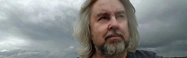 MEEDIAVALVUR: kui keha rasvub, muutub inimene paksuks. Kui rasvub aju, läheb ta lisaks ka lolliks