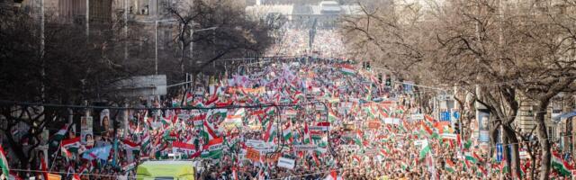 Ungaris toimusid rahvuspühal nii valitsuspartei kui opositsiooni suured rahvakognemised