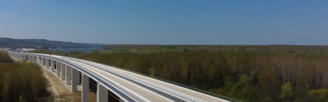 Železnica: Pukotina na potpornom zidu na brzoj pruzi kod Čortanovaca ne ugrožava saobraćaj