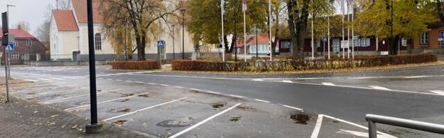 Paide keskväljaku parklat ootab ees nüüdisajastamine