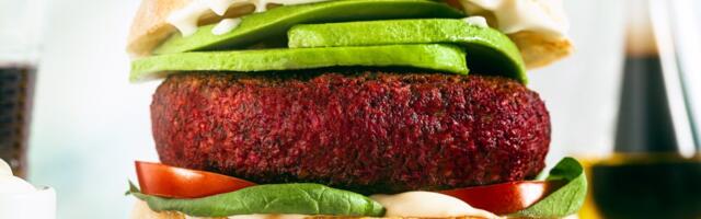 KALORIVAENE RETSEPT: rikkalikud peedi-oapihvid