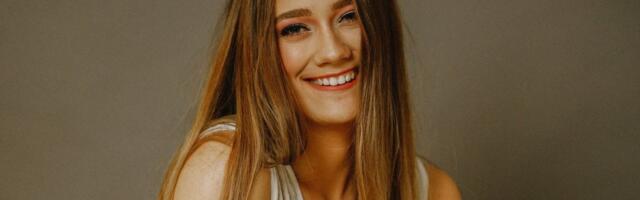 VIDEO | Sisulooja Bärbel Grihin suples miinuskraadidega jääkülmas järvevees. „Alustasin aastat mugavustsoonist väljaastumisega“