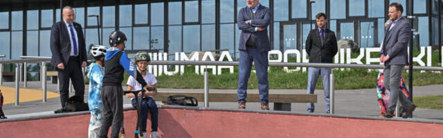 FOTOD > President Karis viibib visiidil Hiiumaal