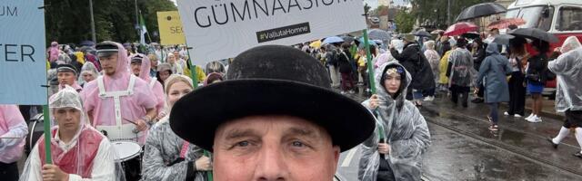 Kohtla-Järve koolijuht Hendrik Agur: tõime vene noored laulupeole esinema, see ongi parim integratsioon