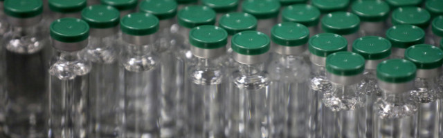 EL kavatseb AstraZeneca tootmisprobleemide tõttu karmistada vaktsiinide ekspordireegleid