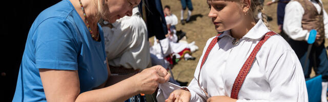 Eesti Rahva Muuseum jagab laulu- ja tantsupeol rahvarõivateemalisi näpunäiteid