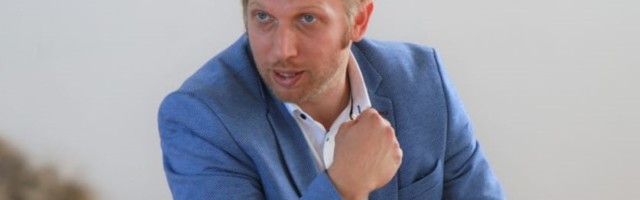 Karilaid: Repinskit ei heideta erakonnast välja