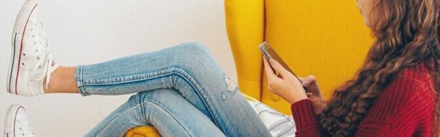 Füsioterapeut: skolioosi teke valest istumisasendist on müüt