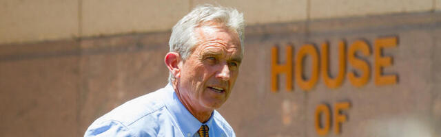 Robert Kennedy: tehnokraadid ja tehnoloogiaettevõtted hävitavad meie põhiseaduslikke õigusi